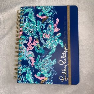 Lilly Pulitzer Turtle Planner 6.75x9” 8/20 12/2021